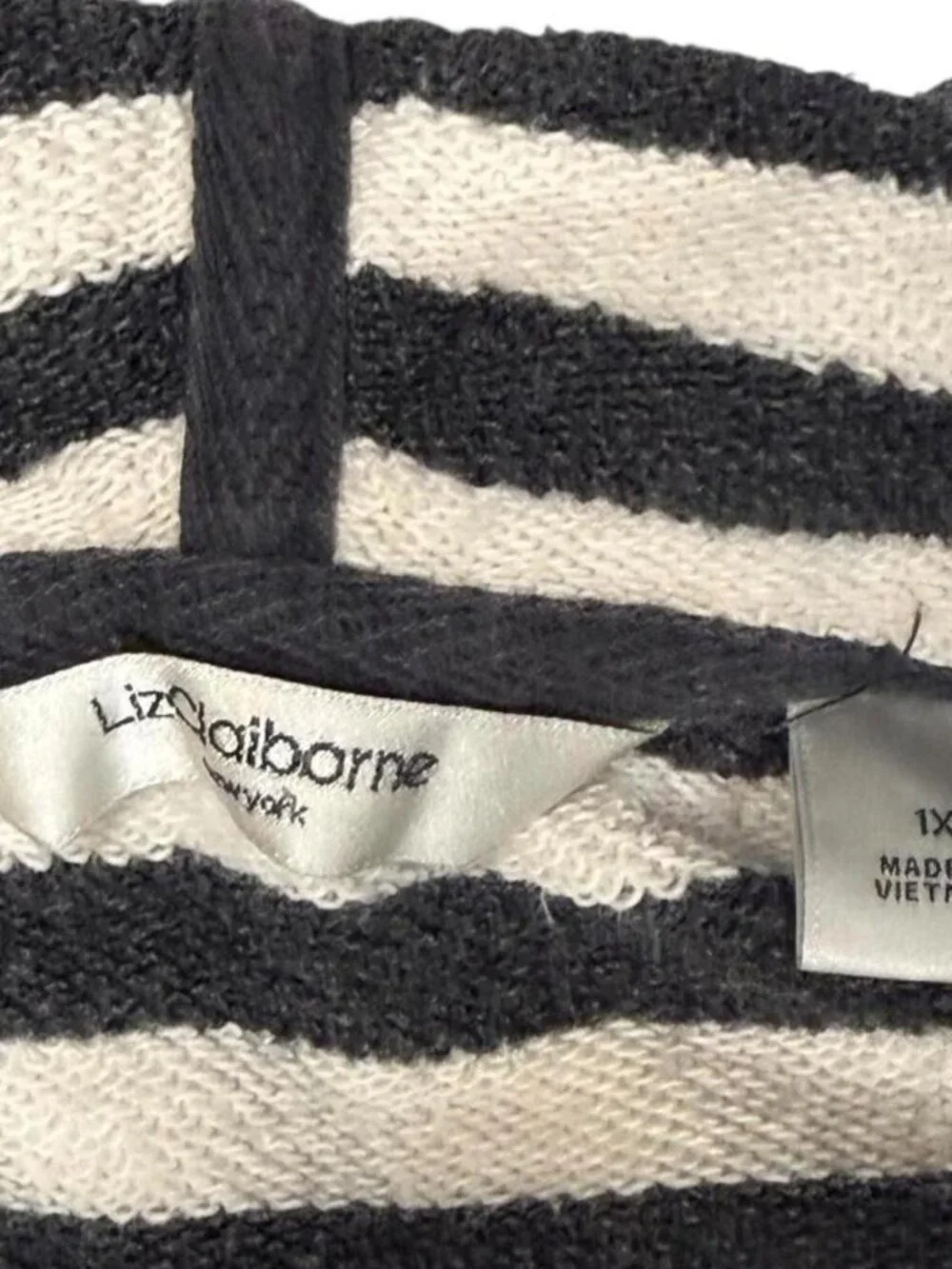 Liz Claiborne Boxy Gray and White Striped Hoodie - Picture 7 of 7